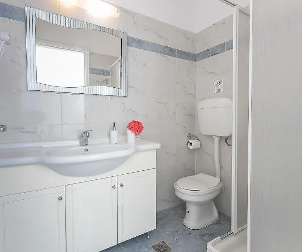 Lejlighed Elena Adamantas