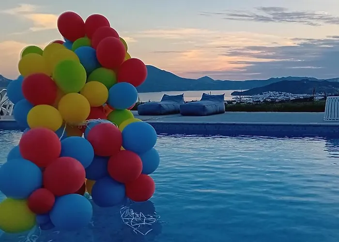 Elena * Adamantas (Milos)